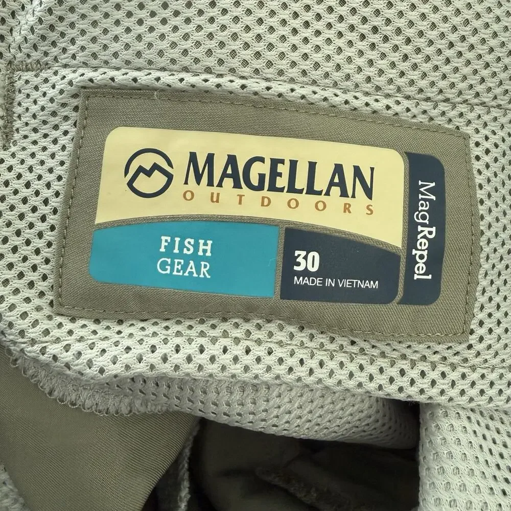 Magellan Outdoors Fish Gear MagRepel Cargo Shorts Mens 30 Olive Fishing Hiking